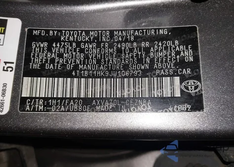 2018 Toyota Camry Le z USA, uszkodzony, nr VIN 4T1B11HK9JU106793